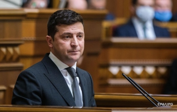 Зеленский отреагировал на решение по олигархам