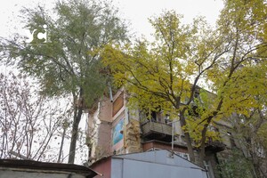 На Мечникова обвалилась часть жилого дома