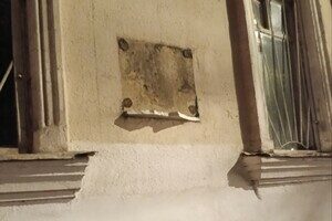 В Одессе снесли мемориальные доски советским деятелям и россиянам, в частности, Пушкину