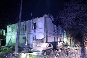 Ночные взрывы в Одессе: БпЛА попал в жилой дом (обновлено)
