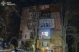 Ночной удар по жилому сектору Одессы: пострадали люди